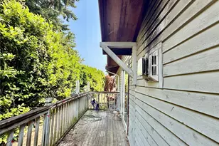 3719 Commercial Ave, Anacortes, WA 98221 - Photo 17