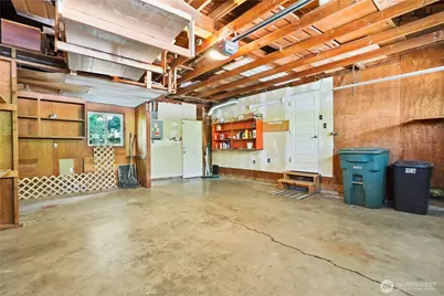 8003 NE 203rd St, Kenmore, WA 98028 - Photo 33