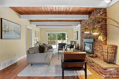 8003 NE 203rd St, Kenmore, WA 98028 - Photo 5