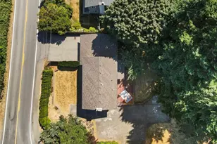 8003 NE 203rd St, Kenmore, WA 98028 - Photo 35