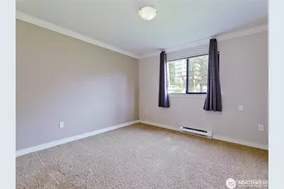 23421 16th Avenue S #D101, Des Moines, WA 98198 - Photo 5