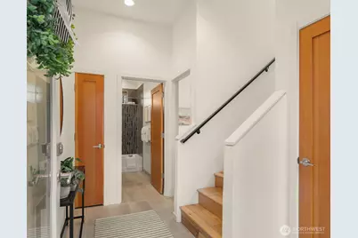464 NE Maple Leaf Place #B, Seattle, WA 98115 - Photo 19