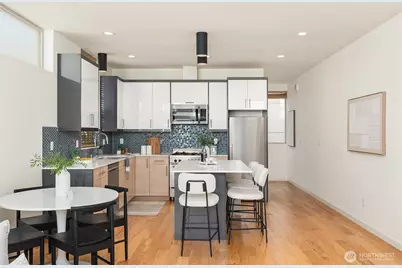 464 NE Maple Leaf Place #B, Seattle, WA 98115 - Photo 13