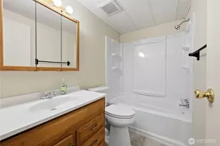 600 Lincoln Road NE, Poulsbo, WA 98370 - Photo 13
