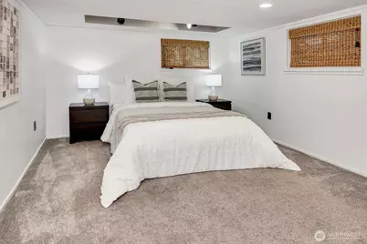 2541 10th Avenue W, Seattle, WA 98119 - Photo 25