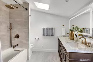 2541 10th Ave W, Seattle, WA 98119 - Photo 21
