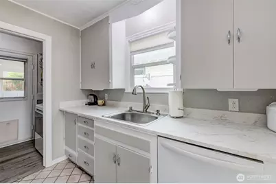 1012 Vassar Ave, Wenatchee, WA 98801 - Photo 7