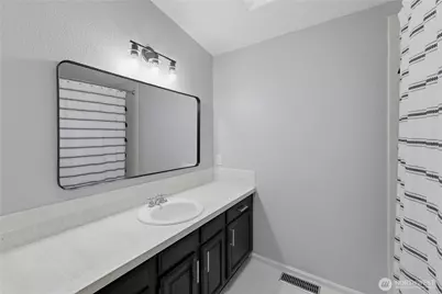 528 Seahawk Street SE, Lacey, WA 98503 - Photo 15