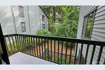 12703 NE 129th Court #H201, Kirkland, WA 98034 - Photo 17