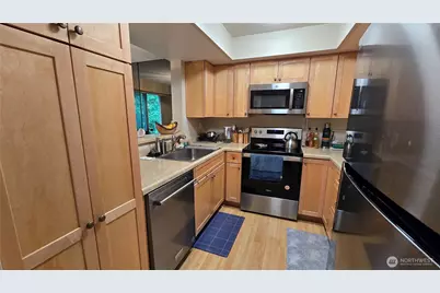 12703 NE 129th Court #H201, Kirkland, WA 98034 - Photo 11