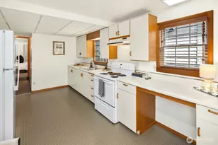 6322 5th Ave NE, Seattle, WA 98115 - Photo 17