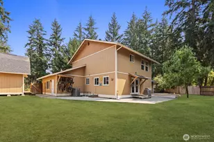 17827 Overlake Ct SE, Yelm, WA 98597 - Photo 27