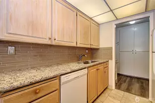 5565 E Evergreen Blvd, Vancouver, WA 98661 - Photo 9