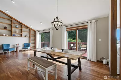 242 W Lake Sammamish Parkway SE, Bellevue, WA 98008 - Photo 9