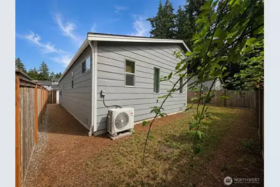 10420 SW 113th Street Ct, Lakewood, WA 98498 - Photo 23