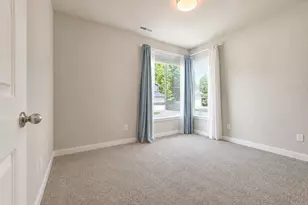 10420 SW 113th Street Ct, Lakewood, WA 98498 - Photo 5