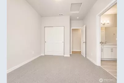 10420 SW 113th Street Ct, Lakewood, WA 98498 - Photo 9