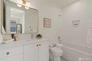 3243 13th Ave W, Seattle, WA 98119 - Photo 31
