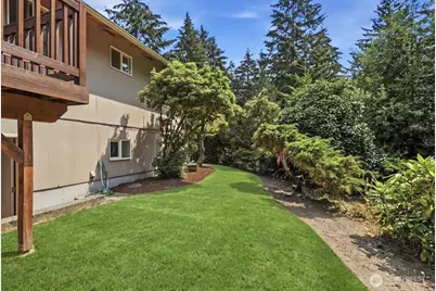 8604 W 45th, University Place, WA 98466 - Photo 9