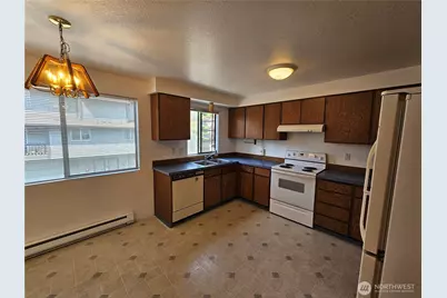 5025 81st Place SW #2, Mukilteo, WA 98275 - Photo 5
