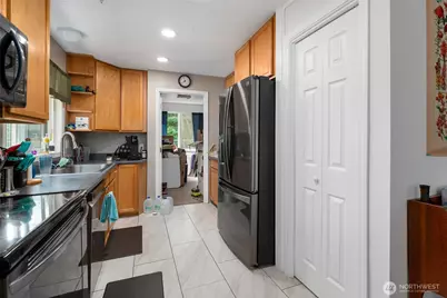 803 Hazzle Court, Coupeville, WA 98239 - Photo 11