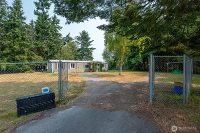 803 Hazzle Court, Coupeville, WA 98239 - Photo 23
