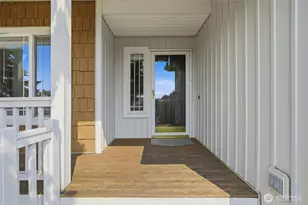 6805 59th Pl NE, Marysville, WA 98270 - Photo 3