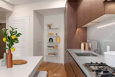121 Stewart Street #1002, Seattle, WA 98101 - Photo 9