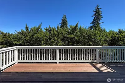 1031 W 14th Street, Port Angeles, WA 98363 - Photo 17