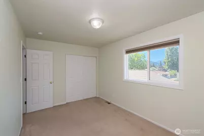 1031 W 14th Street, Port Angeles, WA 98363 - Photo 25