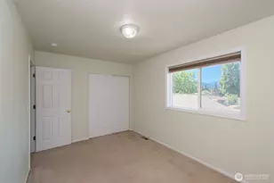 1031 W 14th St, Port Angeles, WA 98363 - Photo 25