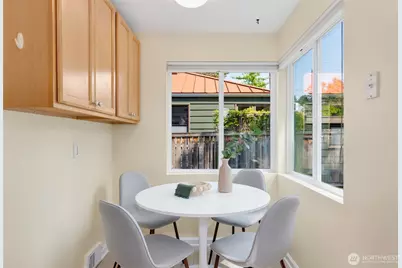 1717 N 82nd Street, Seattle, WA 98103 - Photo 11