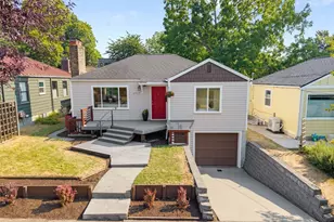 1717 N 82nd St, Seattle, WA 98103 - Photo 37
