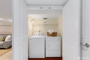 1717 N 82nd St, Seattle, WA 98103 - Photo 25