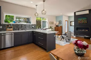 1754 Valentine Pl S, Seattle, WA 98144 - Photo 7