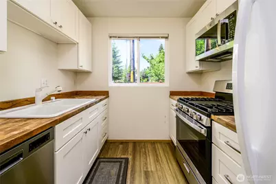 1318 N 184th Court #12, Shoreline, WA 98177 - Photo 11
