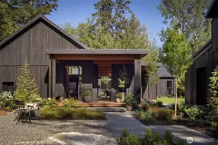 10147 NE Roberts Rd, Bainbridge Island, WA 98110 - Photo 35