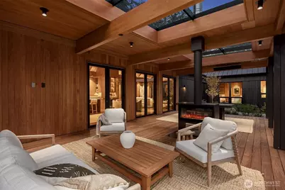 10147 NE Roberts Road, Bainbridge Island, WA 98110 - Photo 17