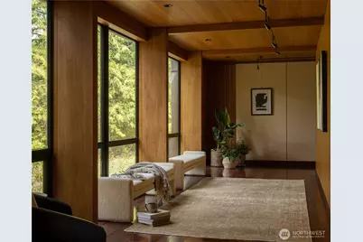10147 NE Roberts Road, Bainbridge Island, WA 98110 - Photo 19