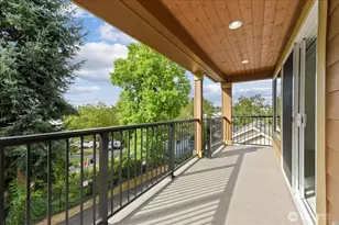 12722 35th Ave House D NE, Seattle, WA 98125 - Photo 37