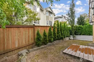 12722 35th Ave House D NE, Seattle, WA 98125 - Photo 39