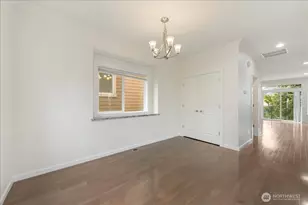 12722 35th Ave House D NE, Seattle, WA 98125 - Photo 11