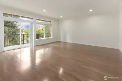 12722 35th Ave House D NE, Seattle, WA 98125 - Photo 21