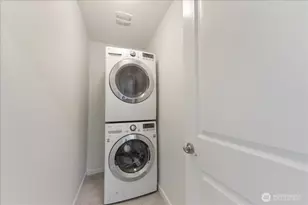 12722 35th Ave House D NE, Seattle, WA 98125 - Photo 33