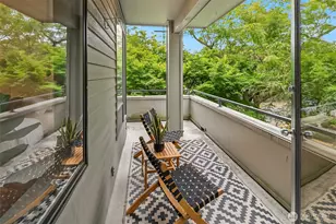 600 Malden Ave E, Seattle, WA 98112 - Photo 11