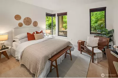600 Malden Avenue E #201, Seattle, WA 98112 - Photo 7