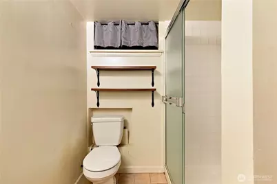 4215 51st Avenue S, Seattle, WA 98118 - Photo 15