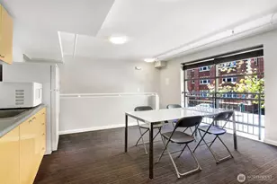 425 Vine St, Seattle, WA 98121 - Photo 17