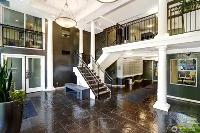 425 Vine Street #510, Seattle, WA 98121 - Photo 3