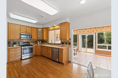 6710 45th Place NE, Marysville, WA 98270 - Photo 9